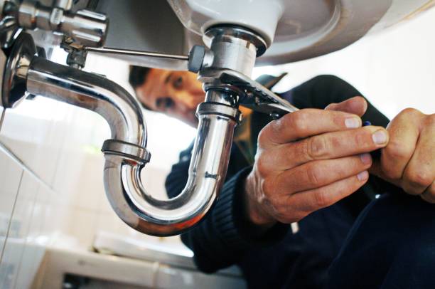 Best Clogged Drain Plumber  in Iowa Falls, IA